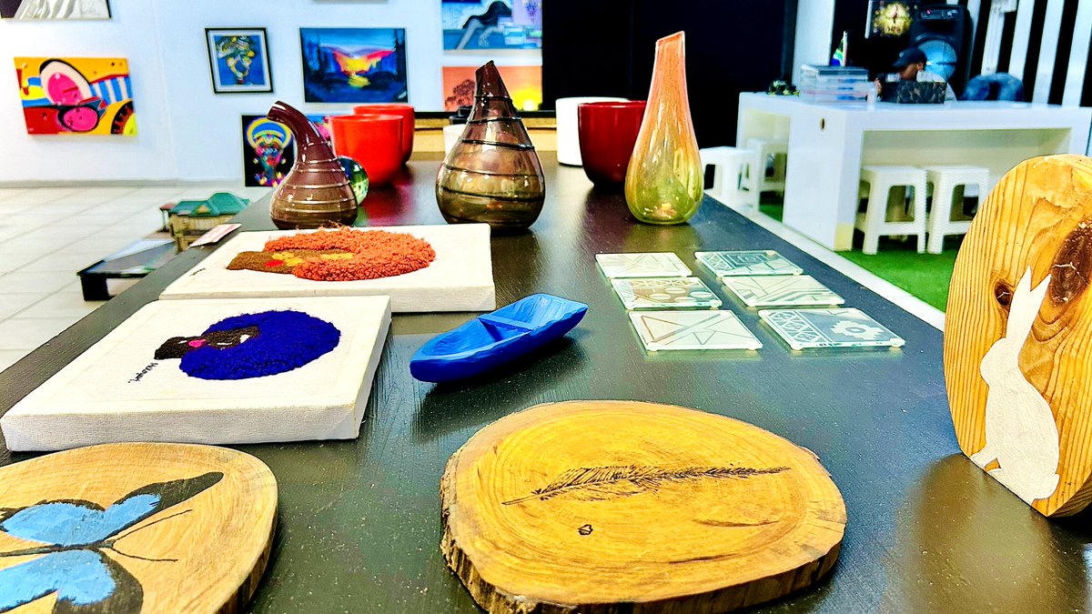 InspirationHub Art Gallery tweet media