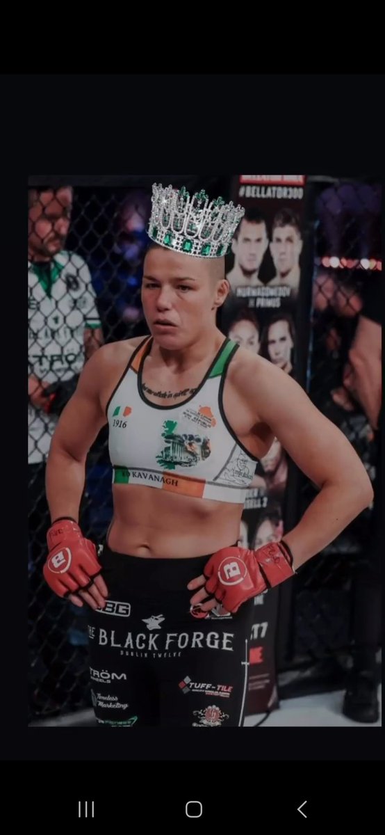 MMA QUEEN OF IRELAND THE ONE WHO IS PROUD OF HER FLAG 🇮🇪