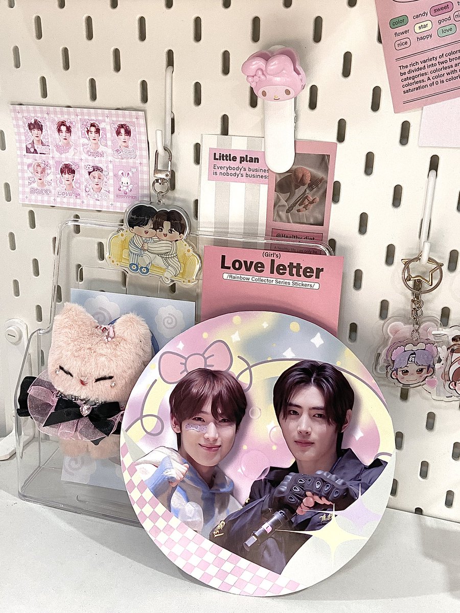 ddeonumail's tweet photo. ᯓ★ : #nikmails ༣˚ ̣̣̣͙ 

𝜗𝜚 hii mx jer! sunsun round fan alr arrived!! tysm for trading with me this is soooo pretty !! TT 💗

𖧧 @sunoocart_ https://t.co/pCSrBV35KY