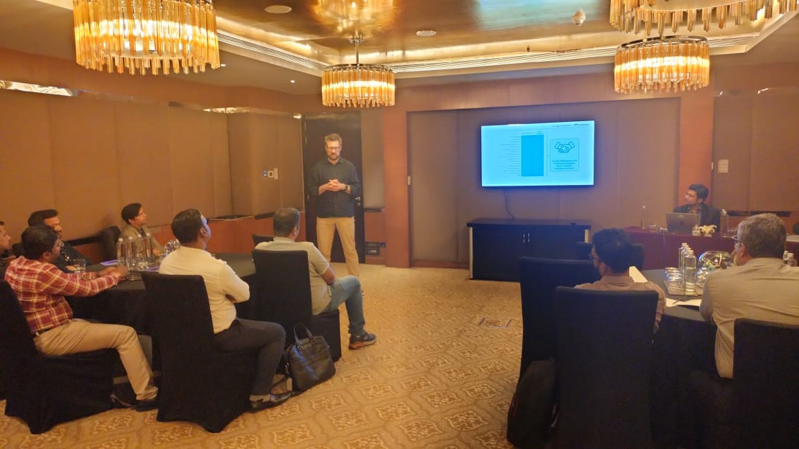 shivaami's tweet photo. #Shivaami, in collaboration with @JumpCloud, hosted an insightful executive closed-door #event at Sofitel Mumbai BKC yesterday!
Top executives gathered to unravel the secrets of conquering the challenge posed by unmanaged tools and systems in their IT environment.
#JumpCloud https://t.co/B9tVaLdyi7