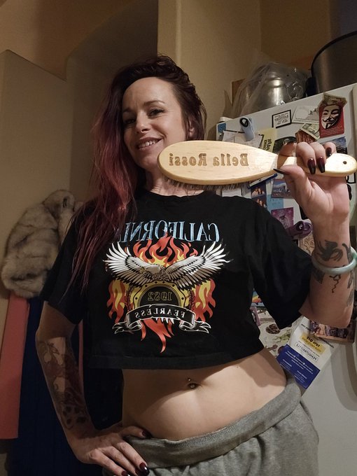 I would live to thank @SlapHappy68  for my new personalized Spanking brush!!! I am so greatful overjoyed<a class="tags" target="_blank" title="On Twitter" href="/?out=eyJ0eXAiOiJKV1QiLCJhbGciOiJIUzUxMiJ9.eyJpYXQiOjE3MjEyMTgyNjIsImlzcyI6InR3cG9ybnN0YXJzLmNvbSIsIm5iZiI6MTcyMTIxODI2MiwiZXhwIjoxNzUyNzU0MjYyLCJyZWRpcmVjdF91cmwiOiJodHRwczovL3R3aXR0ZXIuY29tL1NsYXBIYXBweTY4In0.4HH9o6rv2uhIIh4p_aeg6qE9YIx9KBSYB4mZ1TLpQGAQKcVd_1hO701HD2q9VWe_wSlp_rOKyWhPKpdpP7fCeg">@SlapHappy68</a>