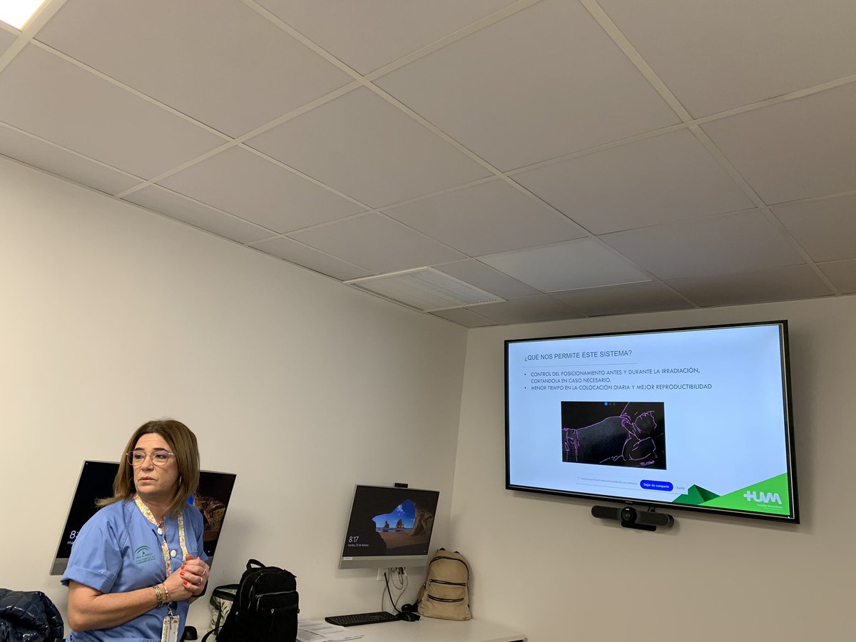 oncoradioHUVM's tweet photo. Sesión sobre la radioterapia guiada por superficie #SGRT @SGRTCommunity por parte de nuestros técnicos @millahatero y Juani 
Interesantes propuestas se han tratado durante la reunión como: ¿preparados para eliminar los tatuajes en radioterapia? #radonc @SEOR_ESP @HUVMacarena https://t.co/LZi5mS1S4P