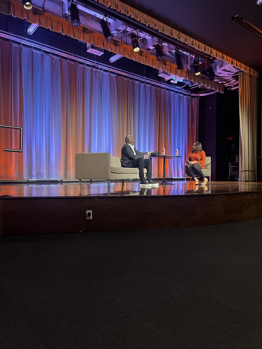 Got to listen to the GOAT of UT football speak tonight front row!

Fav Quote Tonight:
“Walk out the door everyday thinking about how you’re going to be more positive” - Vince Young 
<a href="/VinceYoung10/">Mr. Young</a>