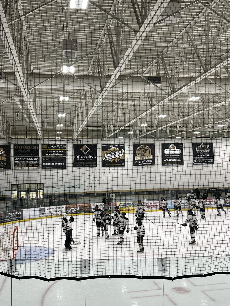 andoverhshockey's tweet photo. HUSKIES WIN!!!!
6-1 over Duluth Marshall! Shots were 51-12 Huskies.
See ya in Duluth! #RollSkies 👏🏻 https://t.co/pWa5AVfRBJ
