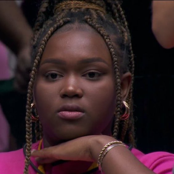 ALFINETEI's tweet photo. Com a eliminação da Deniziane, Raquele acha que ela é a favorita 

#BBB24 https://t.co/eQeyoOQPHP