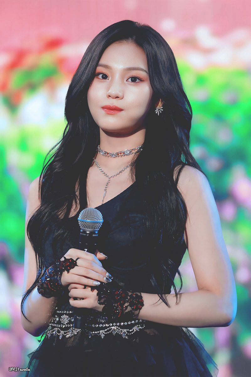 Umji_Blessing's tweet photo. 240217  
#비비지 #VIVIZ #여자친구 #GFRIEND 
#엄지 #UMJI #예뻐서예원
@VIVIZ_official

📷 more pics? --> https://t.co/f5VAXugtV8 https://t.co/loK2pZ6nf5