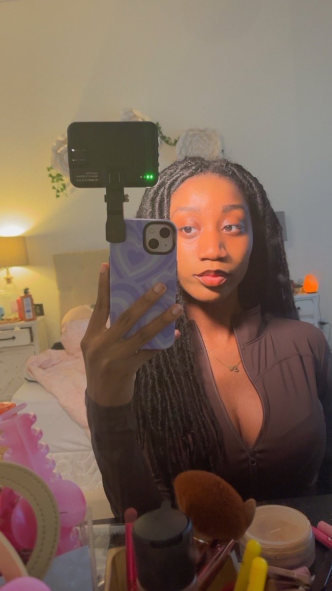 naya🩷🌷🎀 tweet media