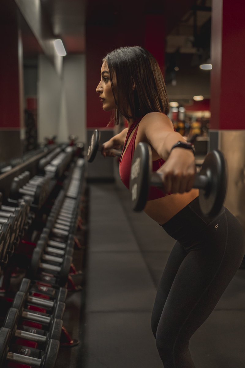 The only person standing in your way is staring back at you in the mirror. #TrainLikeAPro #49ersFit