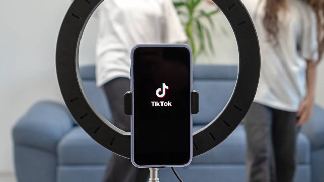 FastwebPlus's tweet image. TikTok, UE indaga per sospetta violazione della tutela dei minori dlvr.it/T320yG