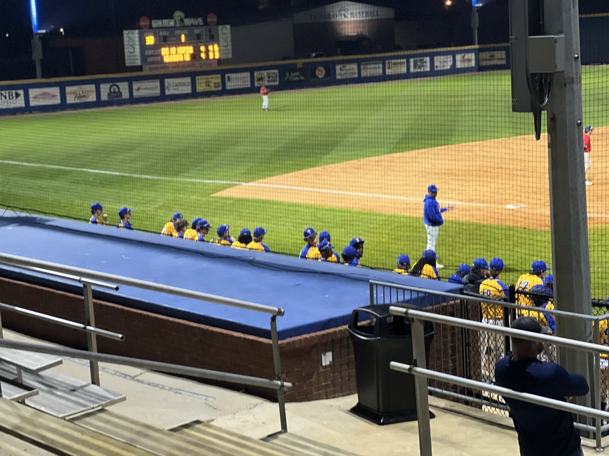 jthturner's tweet photo. Alright @GavinPuckett3 @DayneWray1 @walkertate25 let’s bring this home. I gotta get my beauty sleep https://t.co/qtlFi1FCG2