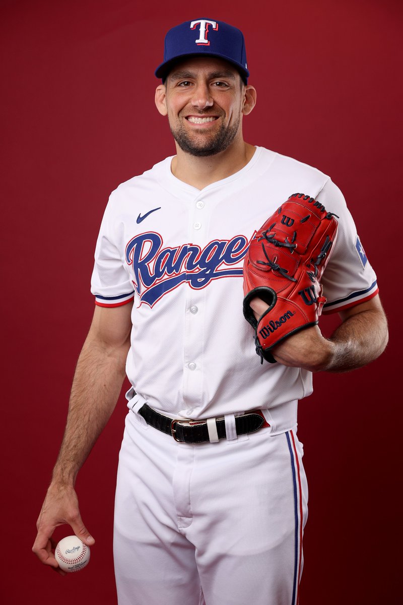 MLB's tweet photo. Ready to repeat.

The @Rangers have fully arrived to #SpringTraining. https://t.co/aXLSiix2GD