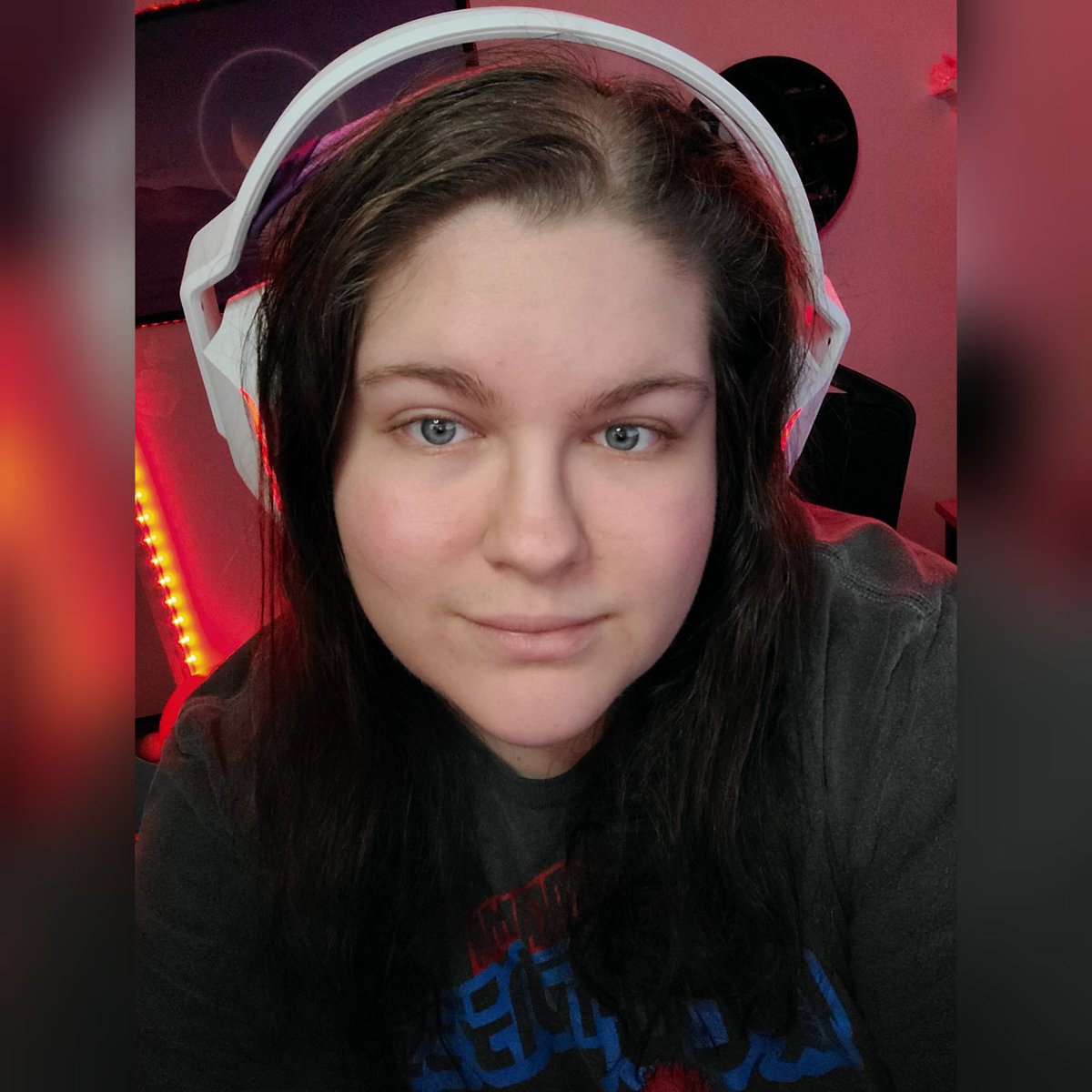 xH__Cx's tweet photo. Live with Phasmophobia!! Come join! 🩷

>https://t.co/9ROyHTM68S
>https://t.co/Qn5xZcKfdW

#Phasmophobia #ghost #ghosthunting #liveonkick #live #kick #kickstreaming #kickaffiliate #affiliated #kickstreamer #kickcommunity #gamergirl #gamer #livenow #girl #cute #pc #pcplayer #gamin https://t.co/jOrG6tA128
