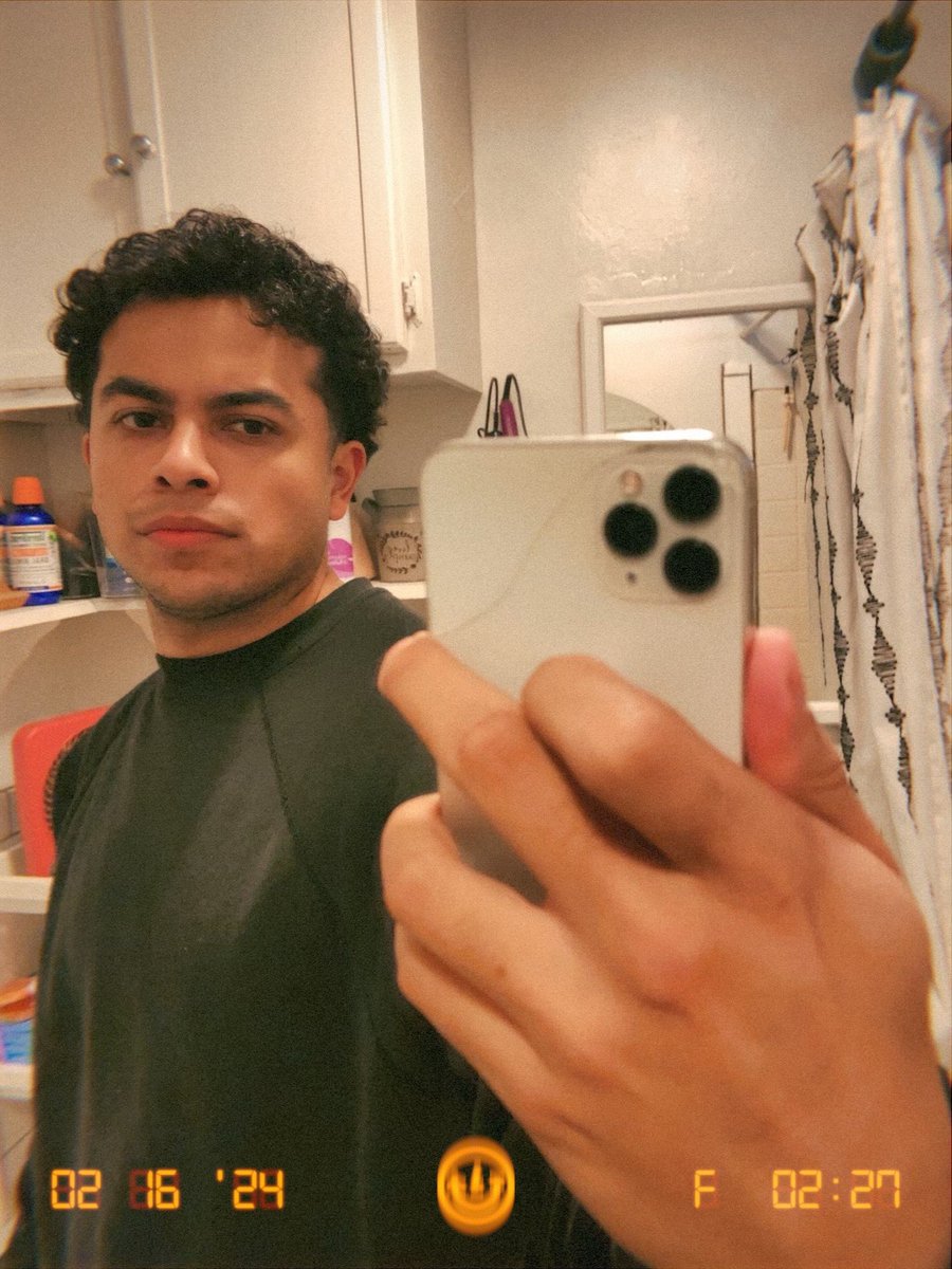 _isaiahsaavedra's tweet photo. Youngins https://t.co/KsS1xfOSXP