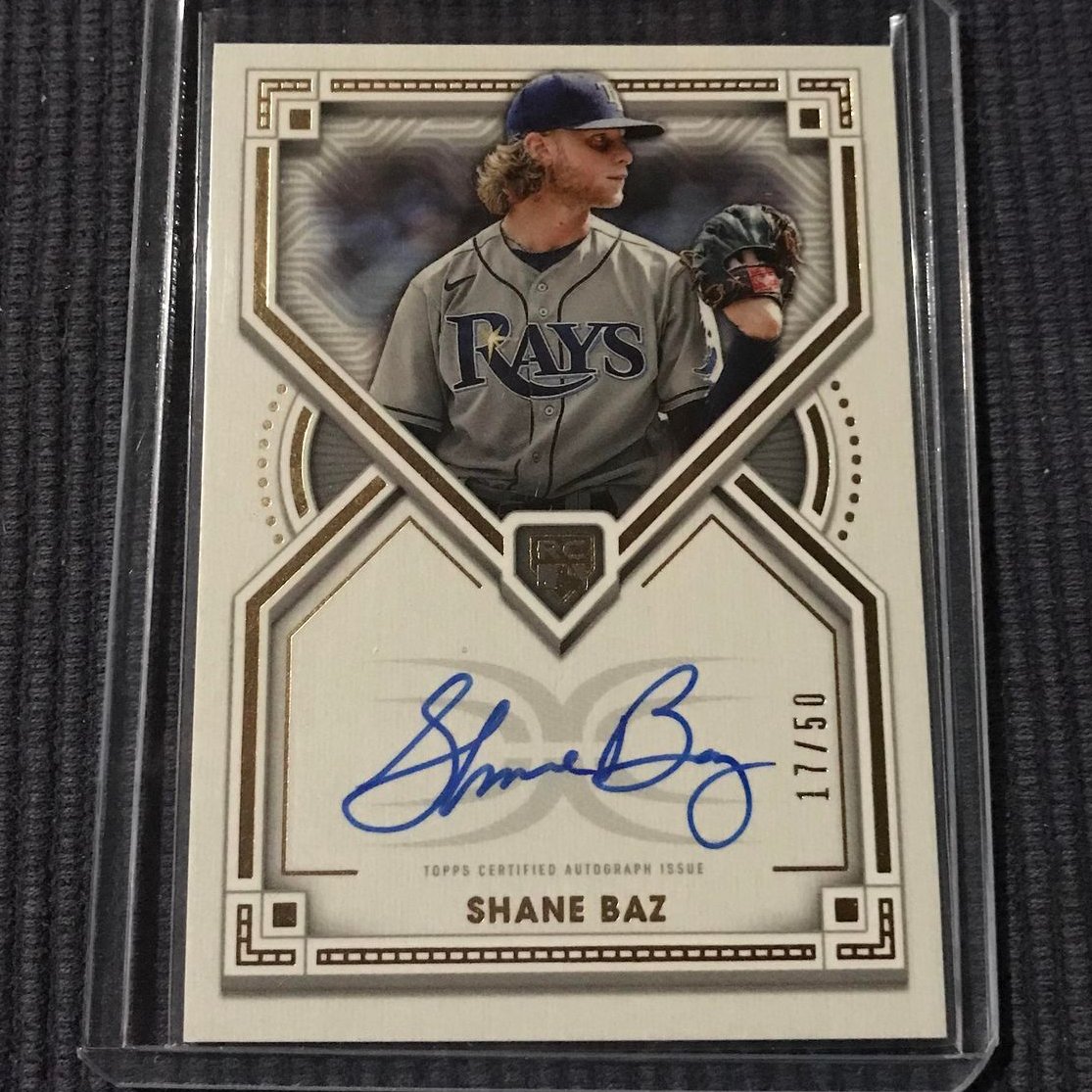 WhitticusCards's tweet image. 👀 Listed For Auction! 🚨
ebay.com/itm/2259913151…
@Topps Definitive RC Auto /50
Shane Baz @RaysBaseball @MLB 
#thehobby #WhittnessCards #whodoyoucollect #Nancynewf #TBRays #TampaBayRays #ShaneBaz #BaseballCards #MLB #baseballseason