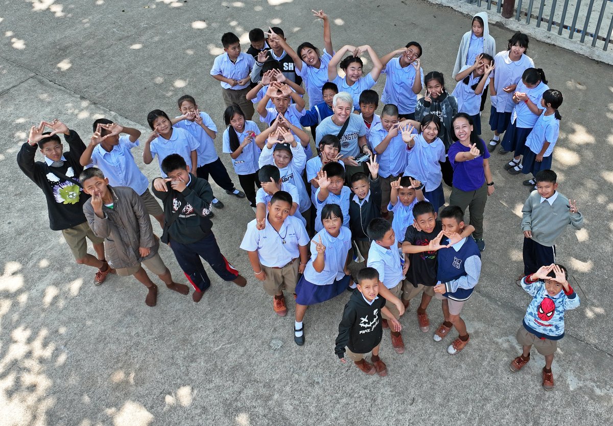 Just completed our 1st outreach educ prog of 2024 at the Ban Nong Waen Sch in Mae Chan, Thailand w/ an amazing grp of 4th-6th graders. A big thank you to Dr. Elle Kyes for an engaging presentation: "Talk About Primates."  And thank you to the wonderful teachers. (photo via drone)