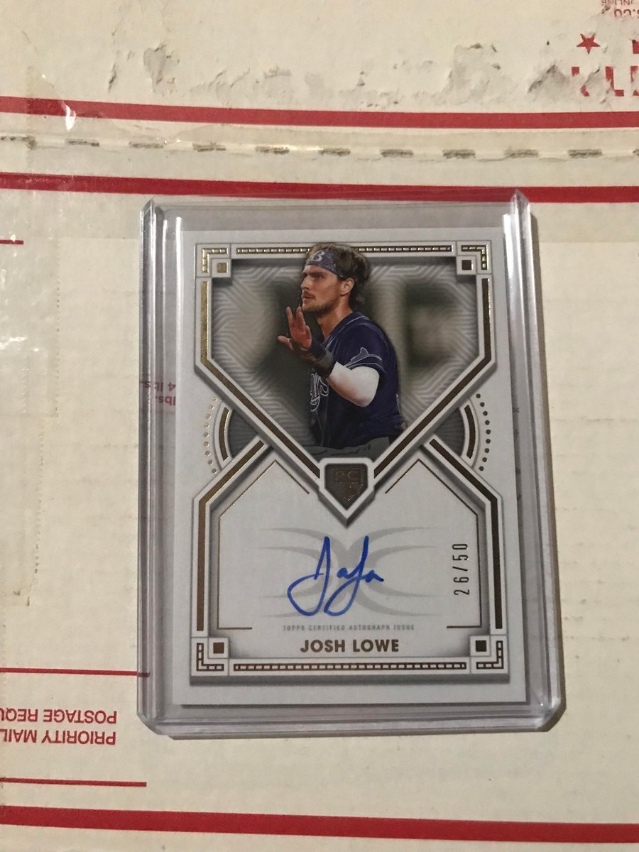 WhitticusCards's tweet image. 👀 Listed For Auction! 🚨
ebay.com/itm/2259913162…
@Topps Definitive RC Auto /50
Josh Lowe @RaysBaseball @MLB
#thehobby #WhittnessCards #whodoyoucollect #Nancynewf #TBRays #TampaBayRays #JoshLowe #BaseballCards #MLB #baseballseason