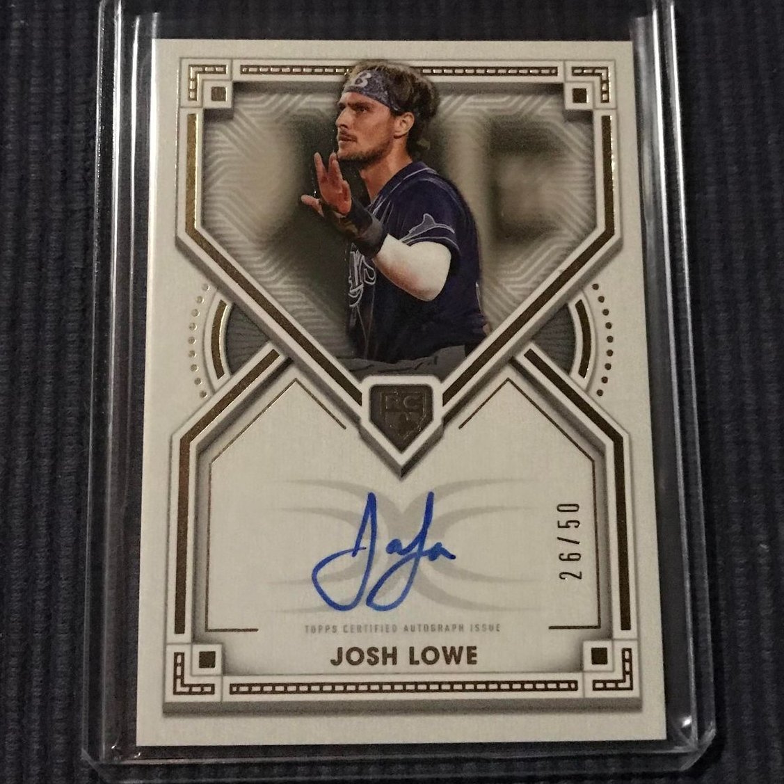 WhitticusCards's tweet image. 👀 Listed For Auction! 🚨
ebay.com/itm/2259913162…
@Topps Definitive RC Auto /50
Josh Lowe @RaysBaseball @MLB
#thehobby #WhittnessCards #whodoyoucollect #Nancynewf #TBRays #TampaBayRays #JoshLowe #BaseballCards #MLB #baseballseason
