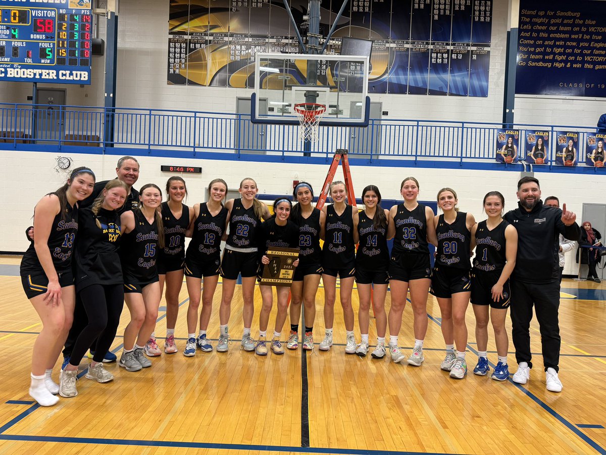 LWE 60
Eagles 39

A great season ends with a sectional semi final loss to the Griffins. 

Congratulations to our seniors Juliana, Noor, Grace, Diana, and Annie on an amazing 4 years. 

So proud of all our girls and what they accomplished this season. 

Regional Champs
19-15