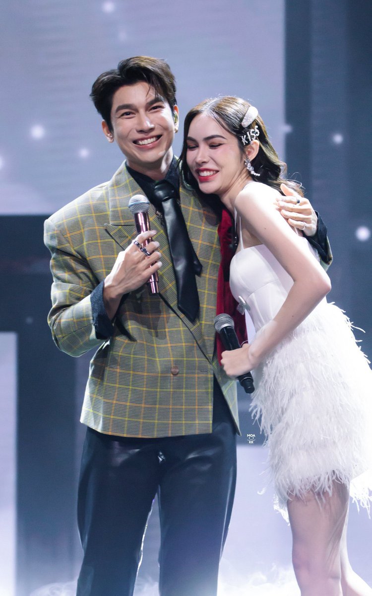 Happy Birthday na ka! <a href="/MSuppasit/">mewsuppasit</a> Wish you all the best in everything. Stay wealthy and healthy na. Thank you for always being by my side na ka🤏🏻🙏🏻🤍 

ขอบคุณอะไรก็ตามที่ได้เจอพี่ชายที่แสนดีคนนี้ ดีใจที่ในวันที่น้องแย่ที่สุดก็มีพี่ชายคนนี้อยู่ข้างๆและเป็นห่วงน้องเสมอ