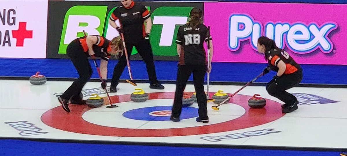 twinetime14's tweet photo. The struggles continue for ON - Inglis

NB Adams makes a hit and roll with her last but leaves the possibility for a multi-score end

Inglis makes the hit but cant push the rock enough

Toss a single on the board

#CurlON 5 - #TeamAcadia 8

NB has played a great game

#STOH2024 https://t.co/frMlpu0Grg