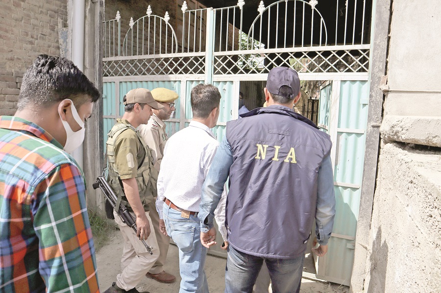 RisingKashmir's tweet photo. #NIA declares #JeMCommander #AshiqNengroo proclaimed #offender
@NIA_India
https://t.co/3FuvQvche0 https://t.co/piR6PtH36d
