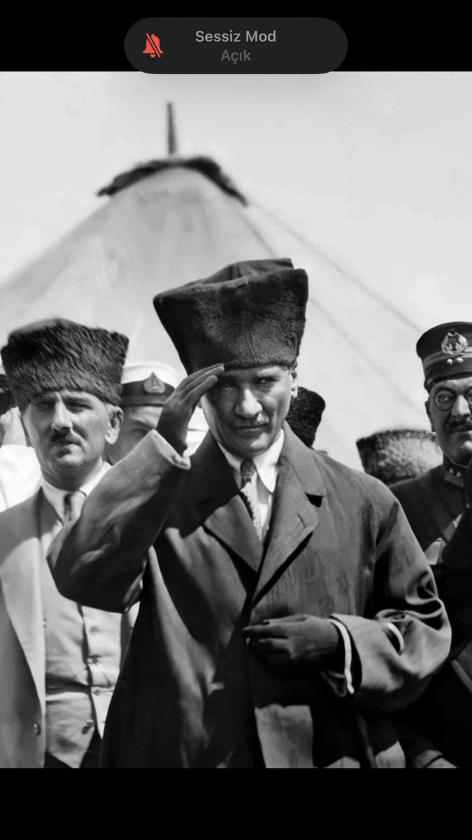 Efendiler ve ey millet biliniz ki, Türkiye Cumhuriyeti şeyhler, dervişler, müritler ve meczuplar memleketi olamaz. En doğru en hakiki tarikat; medeniyet tarikatıdır. #Ataturk