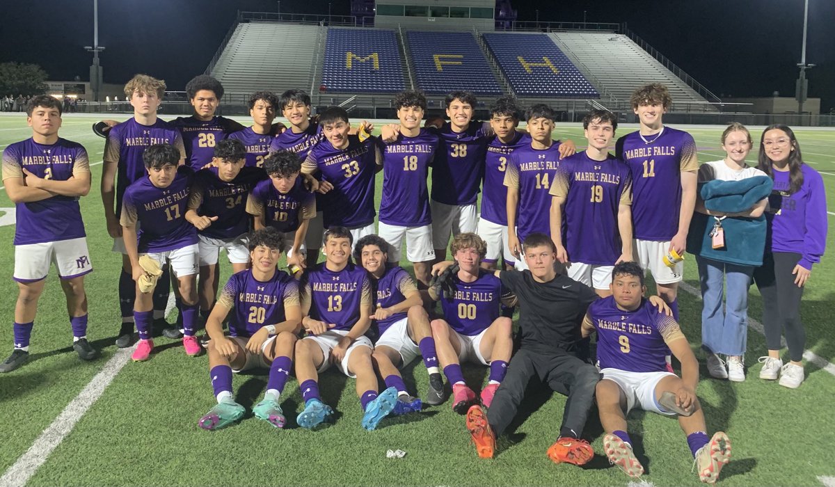 Great battle tonight vs Cornerstone &amp; ended 2-2. Both teams played hard and fought to the final seconds. This team is very special &amp; so proud of their commitment &amp; character! ⁦<a href="/RedRaider1995/">Jeff Gasaway</a>⁩ ⁦<a href="/MFHS_Principal/">Marble Falls High School</a>⁩ ⁦<a href="/MFHSports/">MFHSports</a>⁩ ⁦<a href="/fierrojennifer/">Jennifer Fierro, The Broad Podcaster</a>⁩