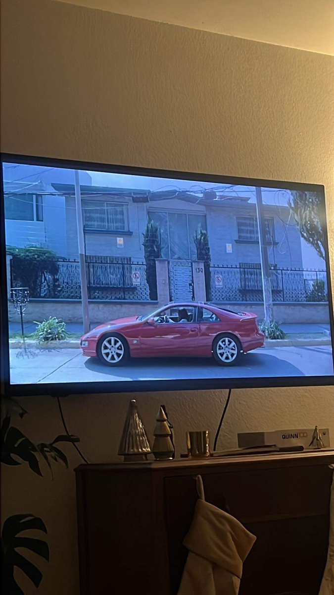 BravoZ32's tweet photo. Nice to see a #300zx  in the #movies https://t.co/entU8woH1N