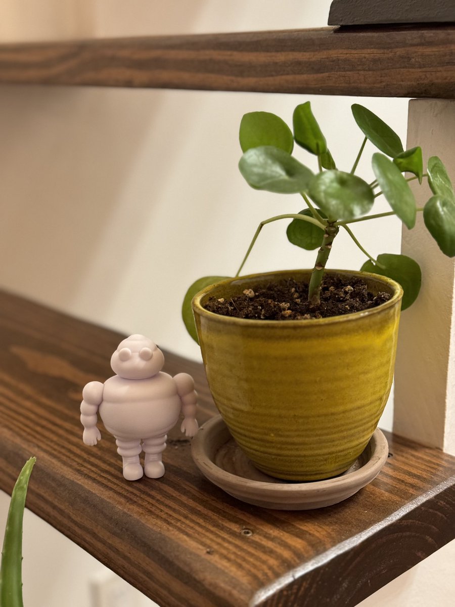 kbk1ng's tweet photo. Look! A wild #MichelinArtoy appeared! So happy to be a Michelin 3xplorer Club member. Access to so many great opportunities and experiences tied to the things I love most. Thank you for the gift @Michelin3xplore, he will have a permanent home on my desk. #Bibendum https://t.co/UPERQnMLZS