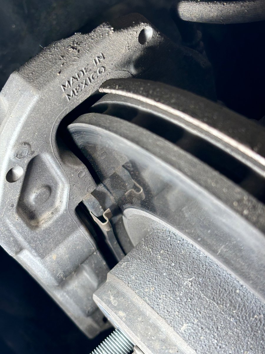 TESLA_winston's tweet image. 85,000 miles and the pads still look good. Thanks regen braking.