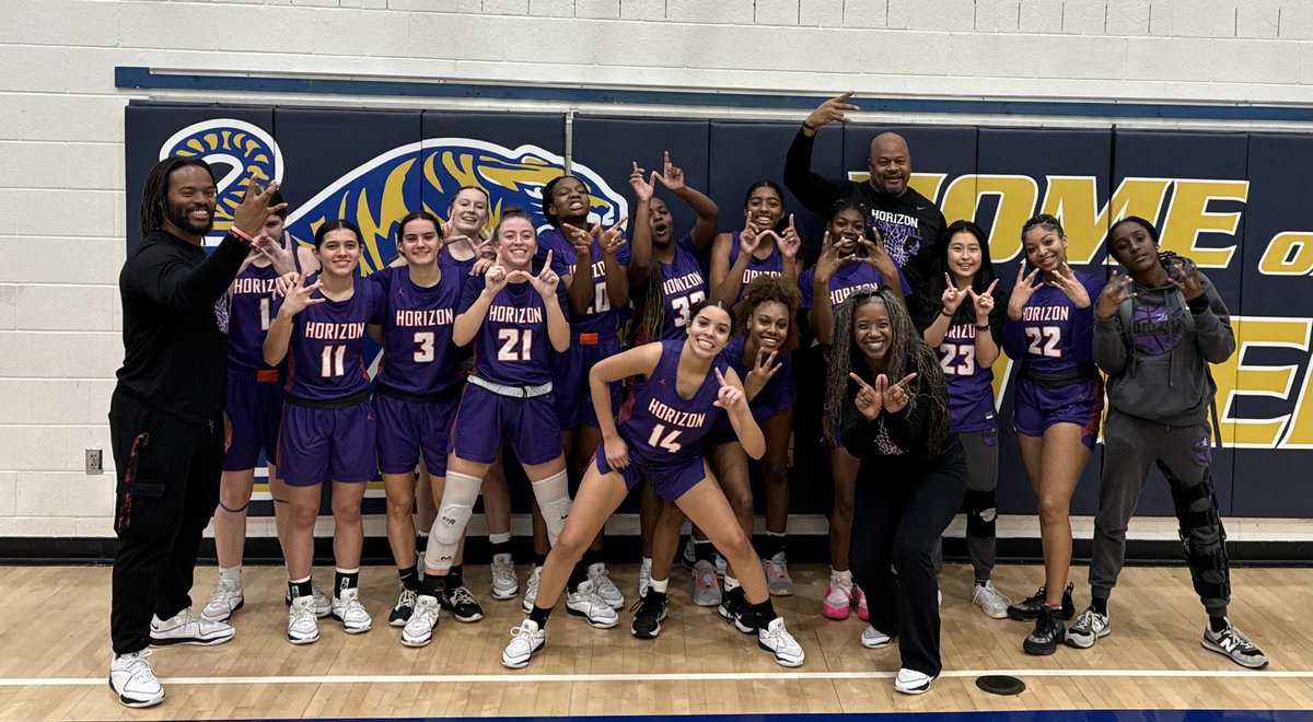 So excited that @HorizonHSGBB got the win last night against Martin County to move forward to the 6A region finals on Thursday! I went 5 for 8 from three for a total of 17 pts. It’s time for Horizon to go get our 1st ever regional championship! @ECunitedbball @PGHFlorida