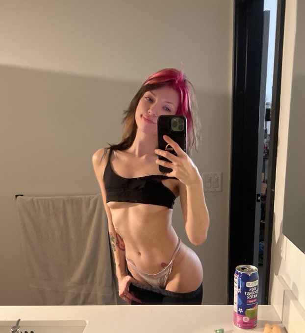 beep bop ❤️&zwj;🔥 https://t.co/sPxLgRxH7D