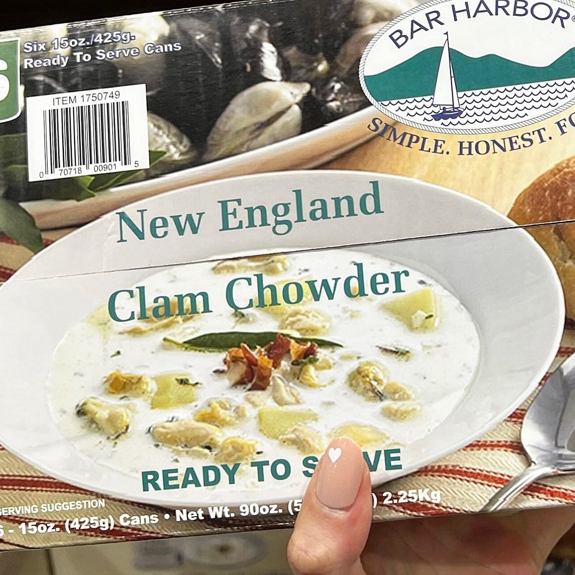 barharborfoods's tweet image. Stocking up on our ready to serve #clamchowder! How about you? #BarHarborFoods #Seafood #Foodies #cotsco