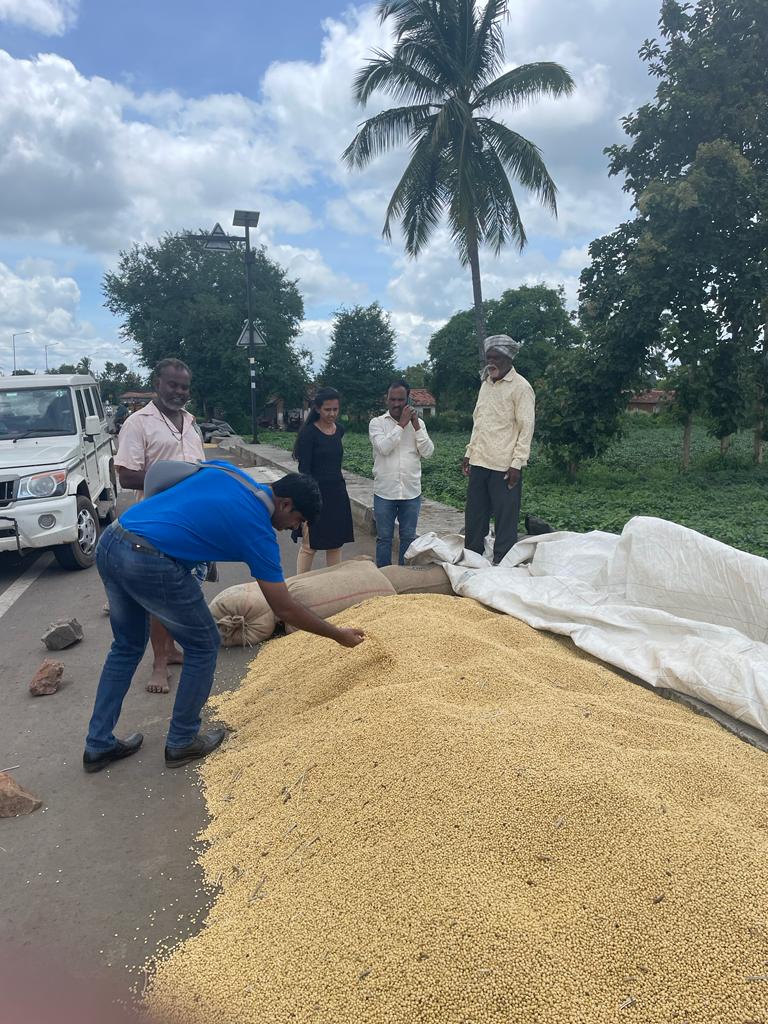 AgriGoI's tweet photo. The Government of Karnataka's Department of Horticulture played a vital role in promoting the Farmers Producer Organization (FPO).   

#agrigoi #Horticulture #FPOs #farmers #EmpoweringAnndatas https://t.co/sUE4cpa7T6