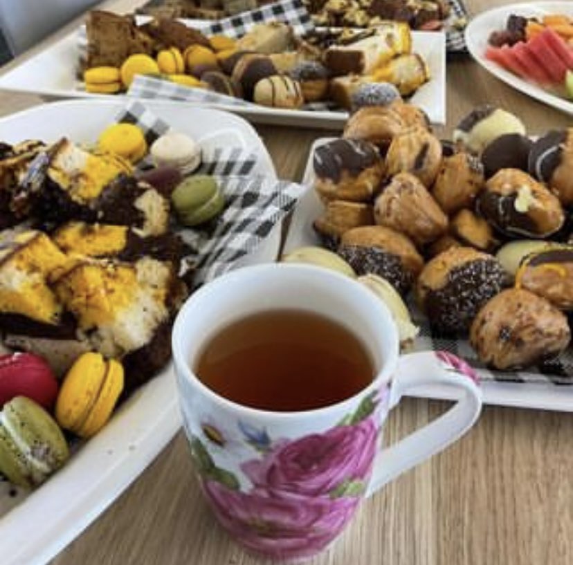 rajamehammodrsf's tweet photo. AoA X Family!
Good morning
Morning tea at work
#tea #teacup #teapot #coffee #calm #cupofcalm #teatime #tearoom #cupoftea #morning #teaobsessed #tealifestyle #instatea #teaandcoffee #coffeeandtea #teagram #tealover #teaculture #teastagram #happy #afternoontea #morningtea #slice https://t.co/MDk8oG3A3a