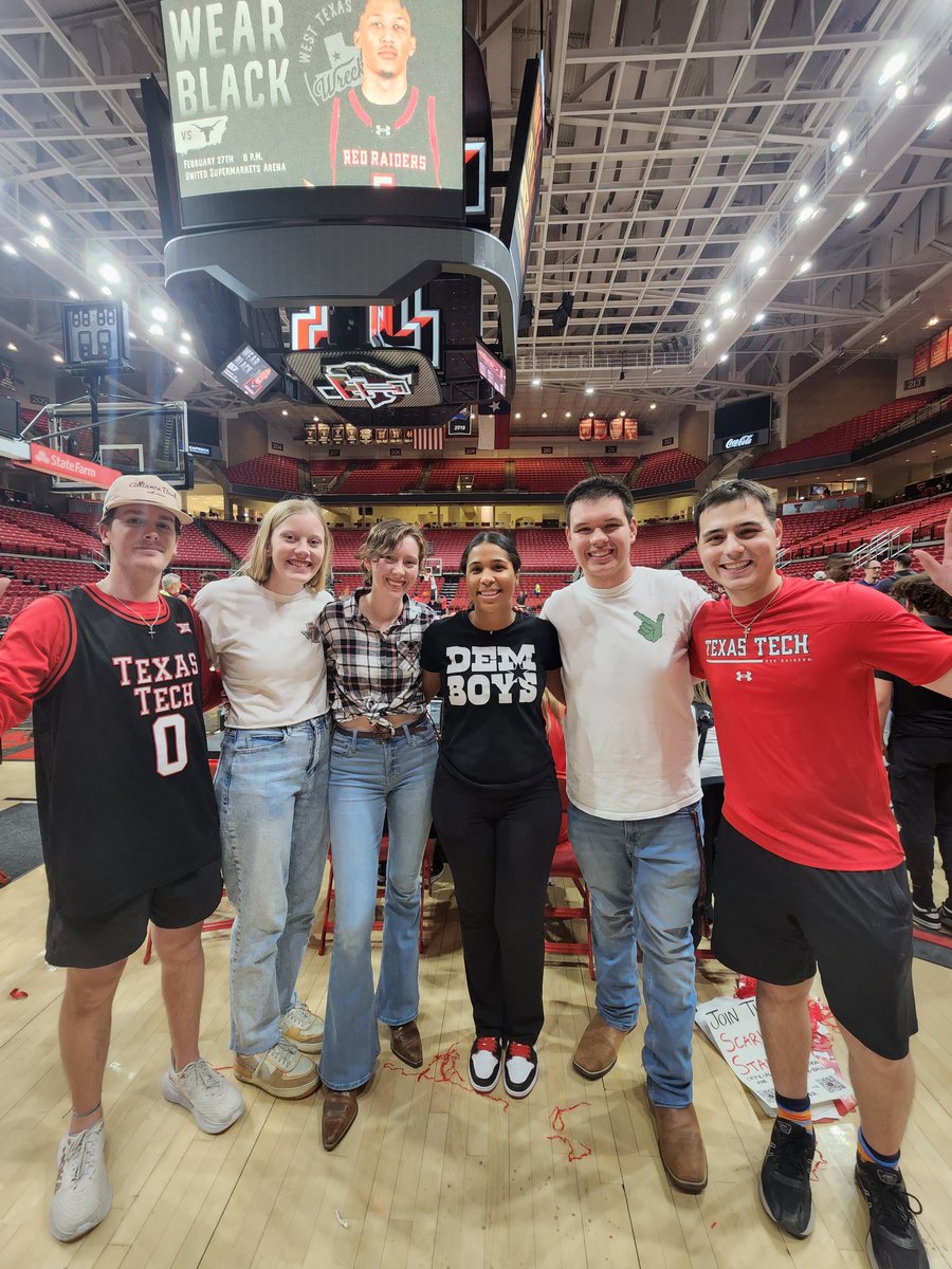 scarletstampede's tweet photo. BIG BIG thank you to our friends with @TheRaiderRiot for inviting us out to today's game🙌🙌

Looking forward to future collabs ❤🖤 https://t.co/ERpelOHaBB