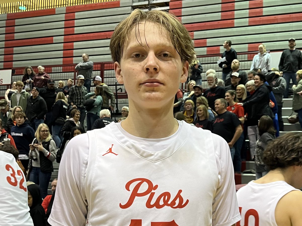 Prep Hoops Oregon (@prephoopsor) on Twitter photo The shot wasnāt falling early for <a href="/gylanpayne15/">Gylan Payne</a> but there were no worries. The Oregon City junior guard simply did the other things on the floor that make him so vital. He rebounded, passed, and defended, and the scoring came later. 14 pts, 8 rebounds, 5 ast, 2 blk, and 3 stl. The shot wasnāt falling early for <a href="/gylanpayne15/">Gylan Payne</a> but there were no worries. The Oregon City junior guard simply did the other things on the floor that make him so vital. He rebounded, passed, and defended, and the scoring came later. 14 pts, 8 rebounds, 5 ast, 2 blk, and 3 stl.