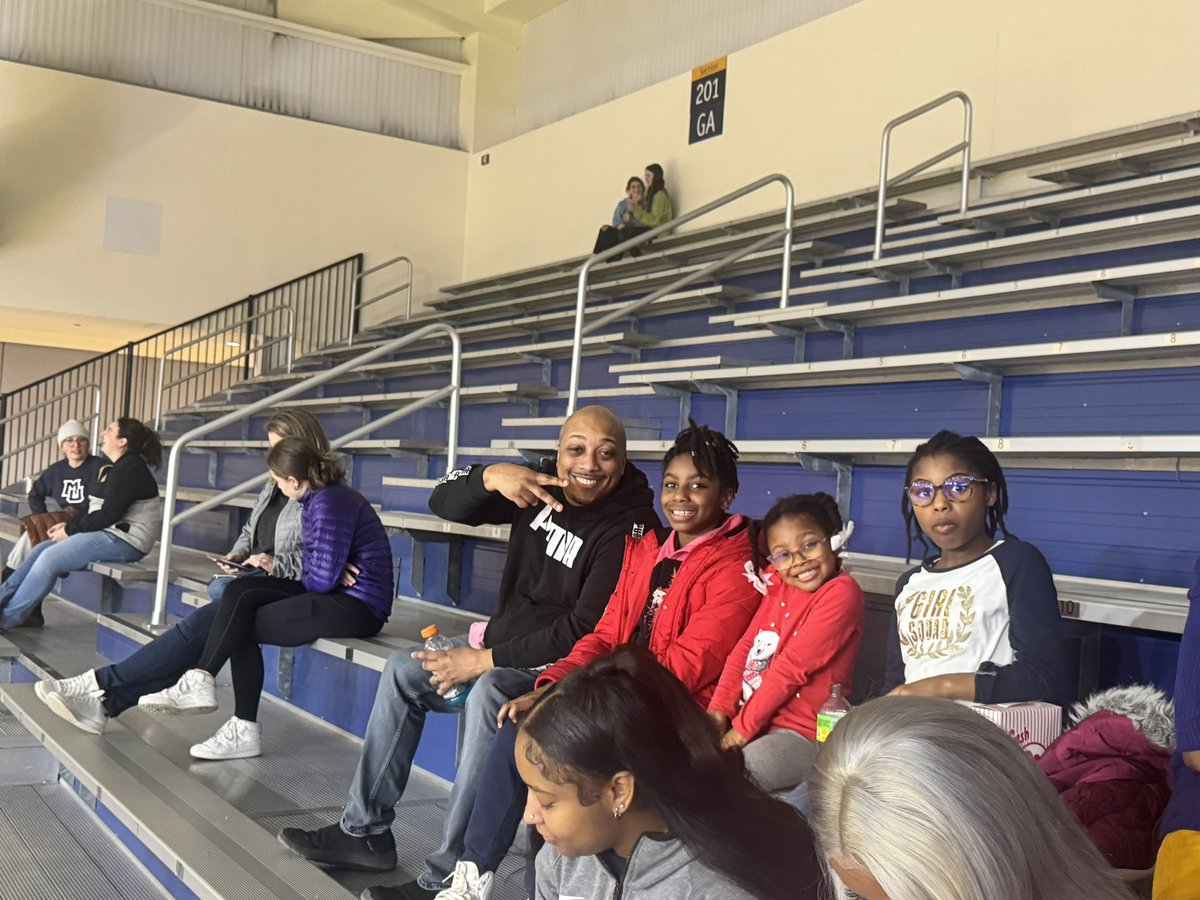 JrLadyHuskies's tweet photo. Jr. Huskies And their Family’s Have fun at the @MarquetteWBB Game!!! https://t.co/dF7qPobtH0