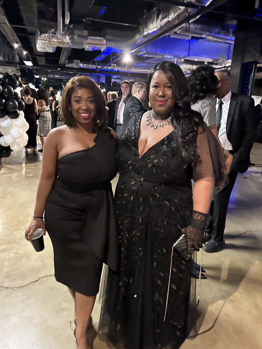 LaTwylaMathias's tweet image. Fabulous night celebrating crossover, Black History Month, and Virginia’s first Black Speaker of the House of Delegates @DonScott757! Shoutout to OG fave @lashrecseaird and new fave @MikeFeggans. And ofc much love to my ride or die @jlock #valeg