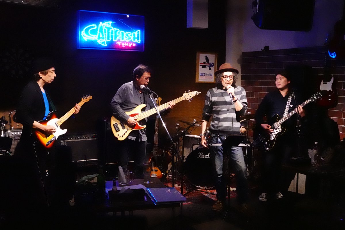 CatfishTokyo's tweet photo. 2.20(火)Tuesday Night Music Club
事前の仕込み曲もあれば曲を知らなくてもその場で参加できるセッション曲も
#大田区 #蒲田 #kamata #ライブハウス #blues #ブルース #catfishtokyo #ブルースセッション #bluessession #rock #rocksession #ブルースロック #bluesrock https://t.co/JPvEXN9EhR