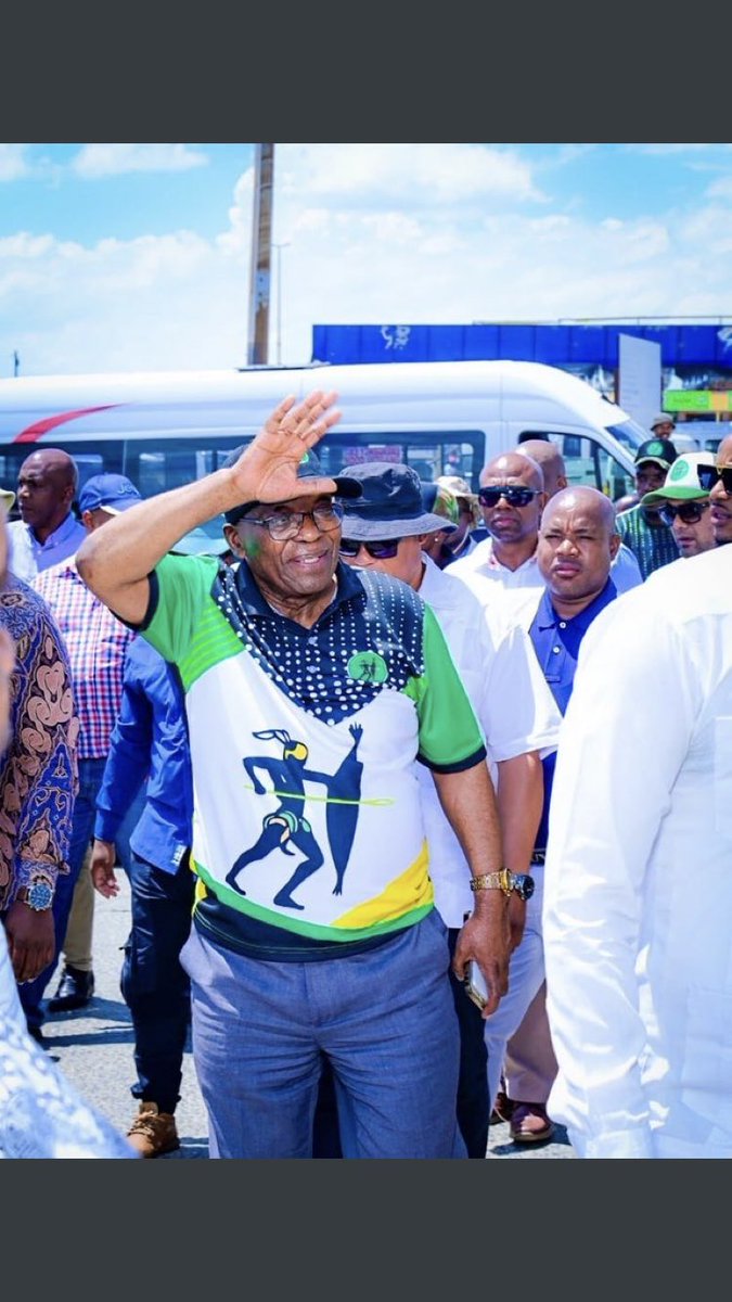 azania1023's tweet image. President Jacob Zuma is rewriting SA history.

No SAn history book will complete without mentioning Zuma’s name.