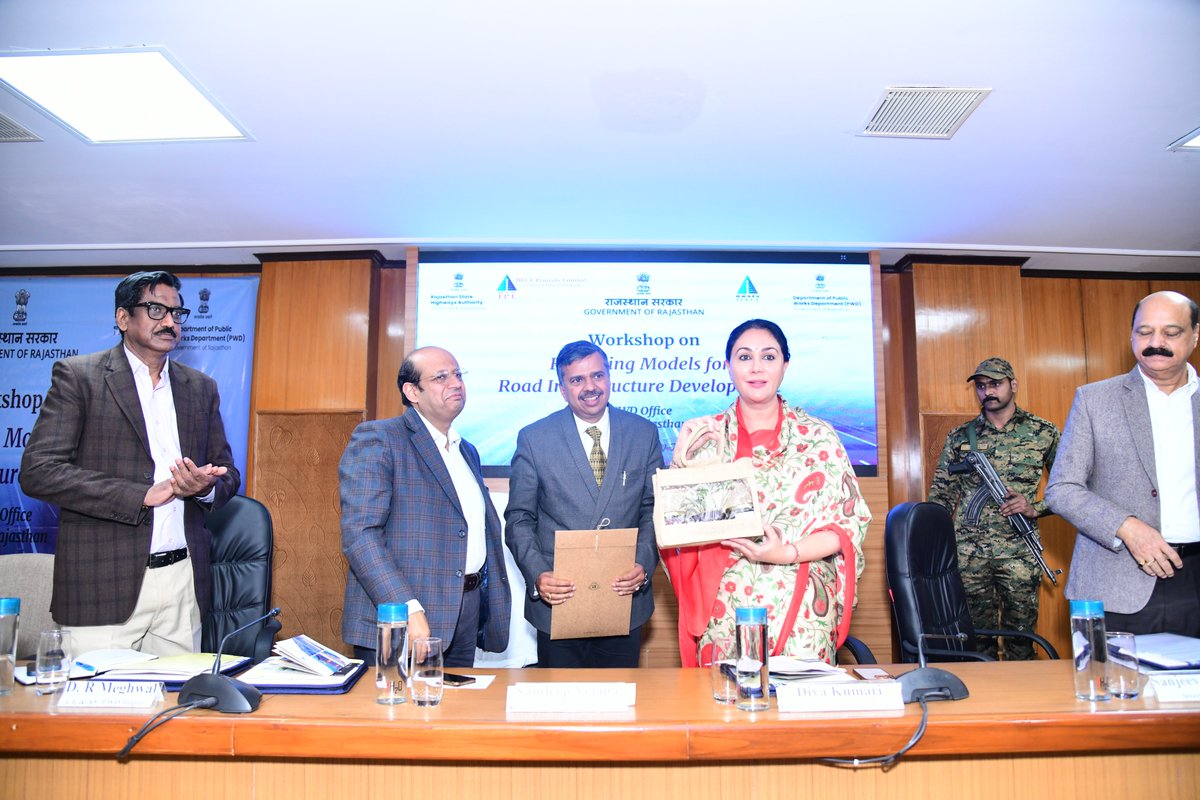 IIFCLProjects's tweet image. IPL organized a workshop titled &apos;Financing Models for Road Infrastructure Development&apos; at PWD Office in Jaipur on Feb 19, 2024. Hon&apos;ble Dy CM Rajasthan, Smt. @KumariDiya graced the event with her presence. Various government officials representing PWD and RSHA also participated.