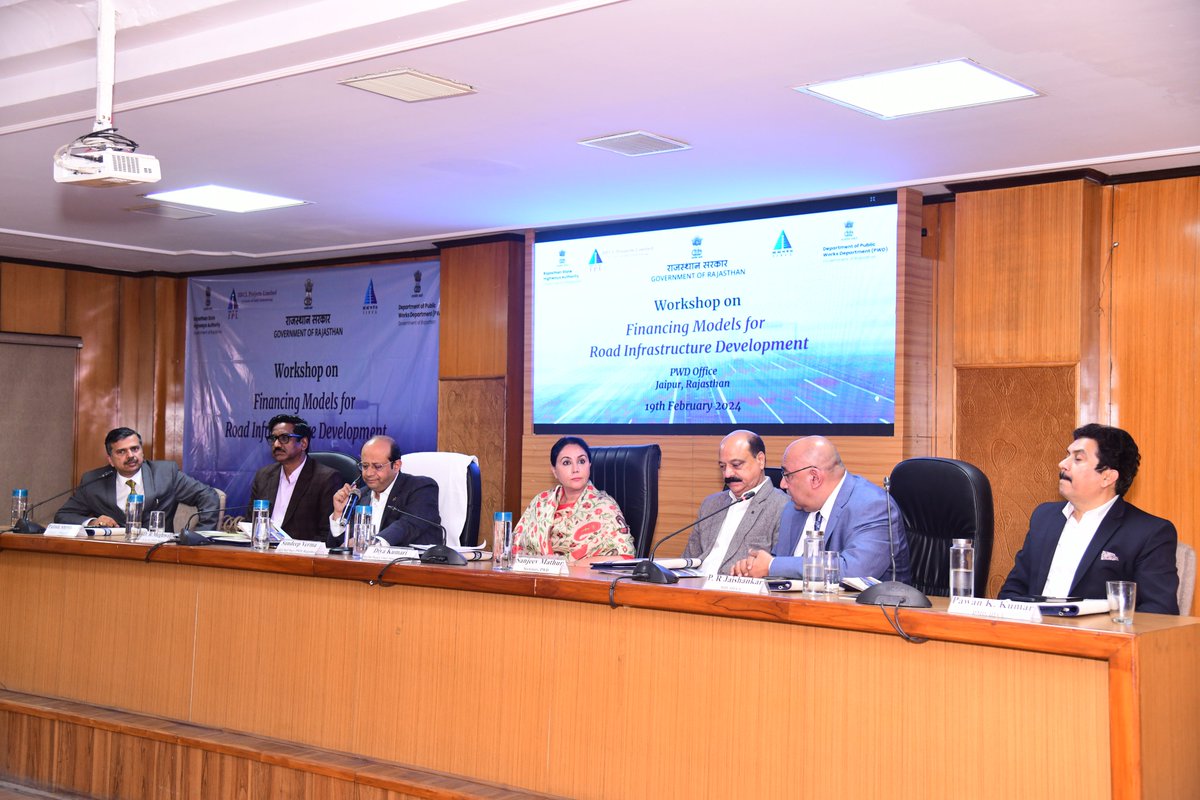 IIFCLProjects's tweet image. IPL organized a workshop titled &apos;Financing Models for Road Infrastructure Development&apos; at PWD Office in Jaipur on Feb 19, 2024. Hon&apos;ble Dy CM Rajasthan, Smt. @KumariDiya graced the event with her presence. Various government officials representing PWD and RSHA also participated.