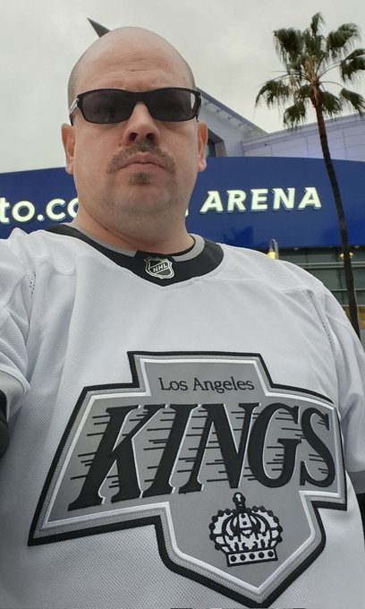 At L.A. Kings game tonight  #Serio #Chicano #Rapper #LosAngeles #Kings Let's go @LAKings born &amp; raised<a href="/tag/serio"class="tags">#Serio</a><a href="/tag/chicano"class="tags">#Chicano</a><a href="/tag/rapper"class="tags">#Rapper</a><a href="/tag/losangeles"class="tags"><span>#losangeles</span></a><a href="/tag/king"class="tags"><span>#king</span></a><a href="/tag/kings"class="tags"><span>#kings</span></a>