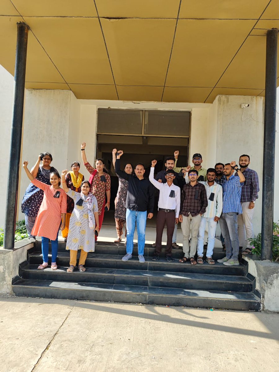 The current transfer rules for ITI employees are riddled with injustice. Let's demand an online transfer camp for a fair and transparent process. #Transfer_ITI_Injustice_DET_GAD <a href="/Balwantsinh99/">Balvantsinh Rajput</a> <a href="/DETGujarat/">Director Employment & Training, Govt. of Gujarat</a> <a href="/kunvarjihalpati/">Kunvarji Halpati</a>
<a href="/CMOGuj/">CMO Gujarat</a> <a href="/Bhupendrapbjp/">Bhupendra Patel</a> <a href="/CRPaatil/">C R Paatil</a>