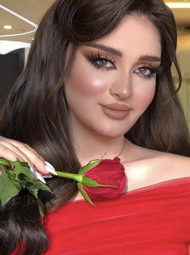 #اسمـــع سواليفك واعشــــق علومك
وسـتأنس #بصــوتك العذب لا عـذفته

وابشـــــر #بصــدر في ساعة كتــومك
ماتوصـــل #مــداه لو انك ماعـــــ