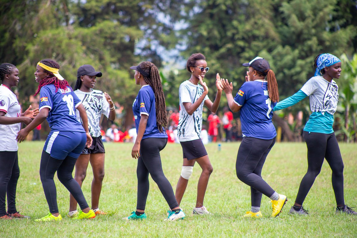 UlfrisbeeUG's tweet photo. The spirit circles at the EQ-Women Frisbee tournament held significant value. #frisbeethrills #frisbee #spiritcircle  #uufa https://t.co/Iiy0Foy3BA