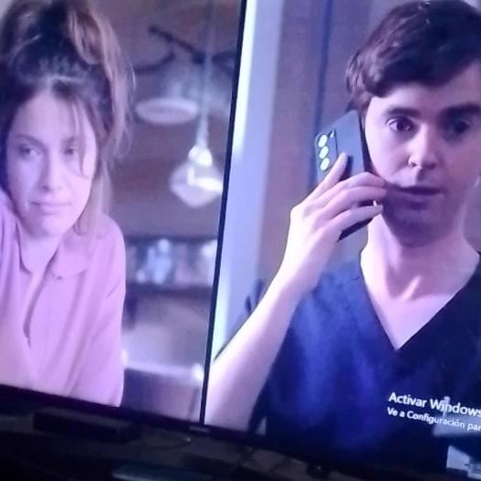 Shea248's tweet photo. It was beautiful to see them as parents. I can't wait to see more moments like this #shaunmurphy #leadilallo #paigespara #Freddiehighmore #TheGoodDoctorabc #Shea #Season7 #Sheababy #love https://t.co/4ZxbWrW5UT