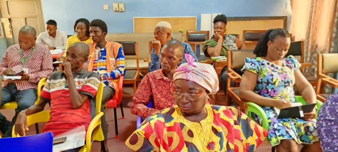 WHOGhana's tweet photo. This week, @_GHSofficial, Okyeman Environment Foundation & partners are facilitating dialogue with stakeholders on protecting people's health & environment from the adverse effects associated with mercury use, as part of the #FORESTOkyeman project supported by @UNhumansecurity https://t.co/UUiaTRBgqn