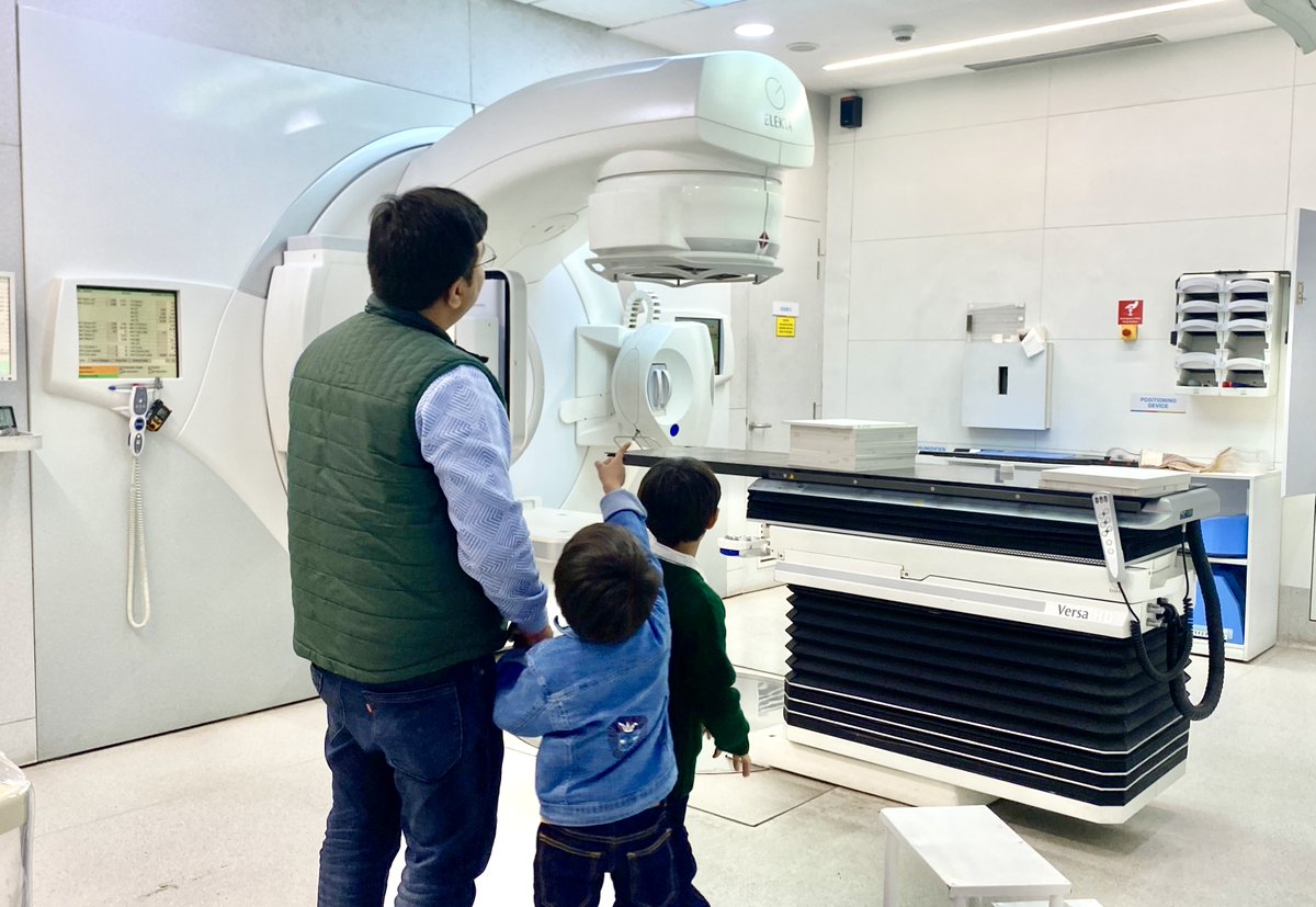 cpbhatt's tweet image. A magical journey of curiosity and discovery as the little ones visit my office!
With wide-eyed wonder, the kids learned about the Medical #LINAC and its role in fighting #Cancer🦀. 
Here's to inspiring young minds and nurturing future healers! 📷
#KidsDayOut #MedPhys
@Elekta